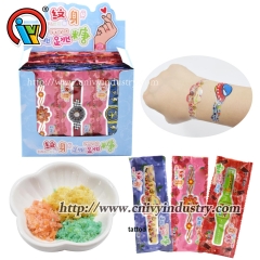Bolso de tatuaje con caramelo
