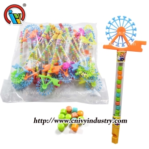 caramelo de juguete de rueda de la fortuna con silbato
