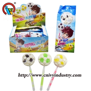 Caramelo de piruleta de barra luminosa con forma de fútbol
