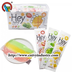 Plato de gelatina con sabor a fruta